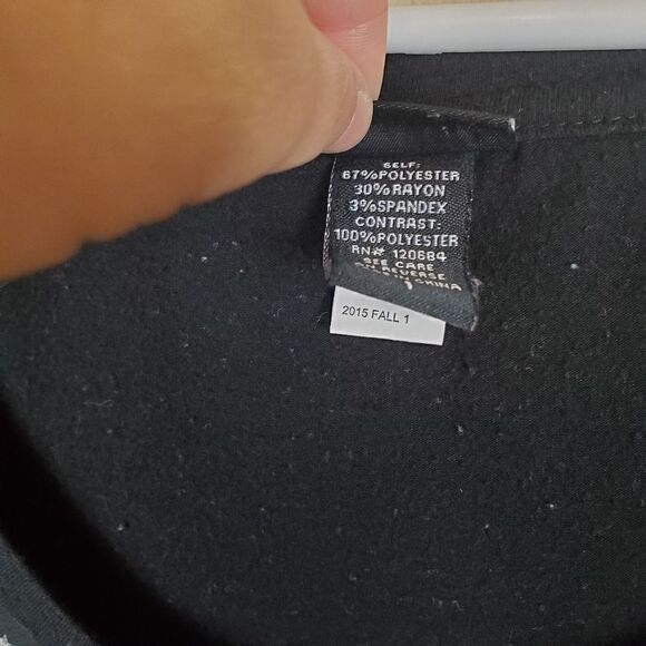 Torrid Star Print Sheer Front Blouse Size 1 - Picture 5 of 6